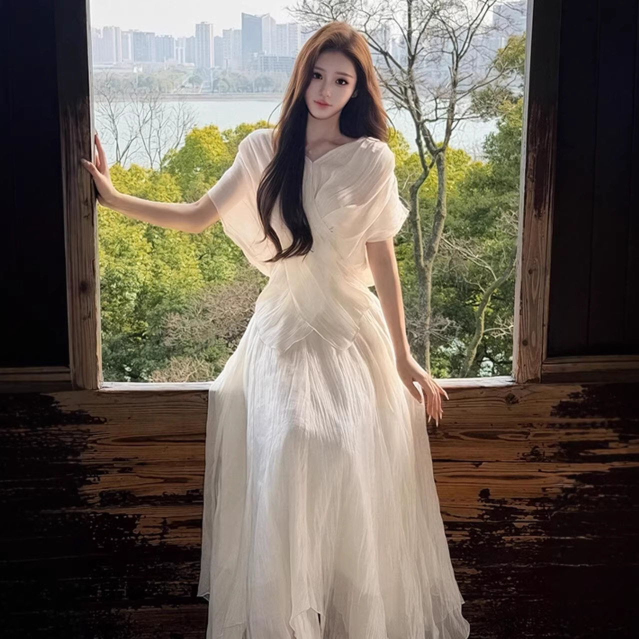 现货 2026初夏独特绝美漂亮洋气减龄轻熟小众富家千金白色套装裙