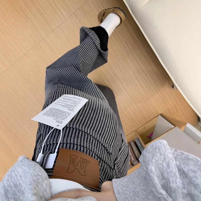 宽松款加绒高腰牛仔裤休闲长裤子