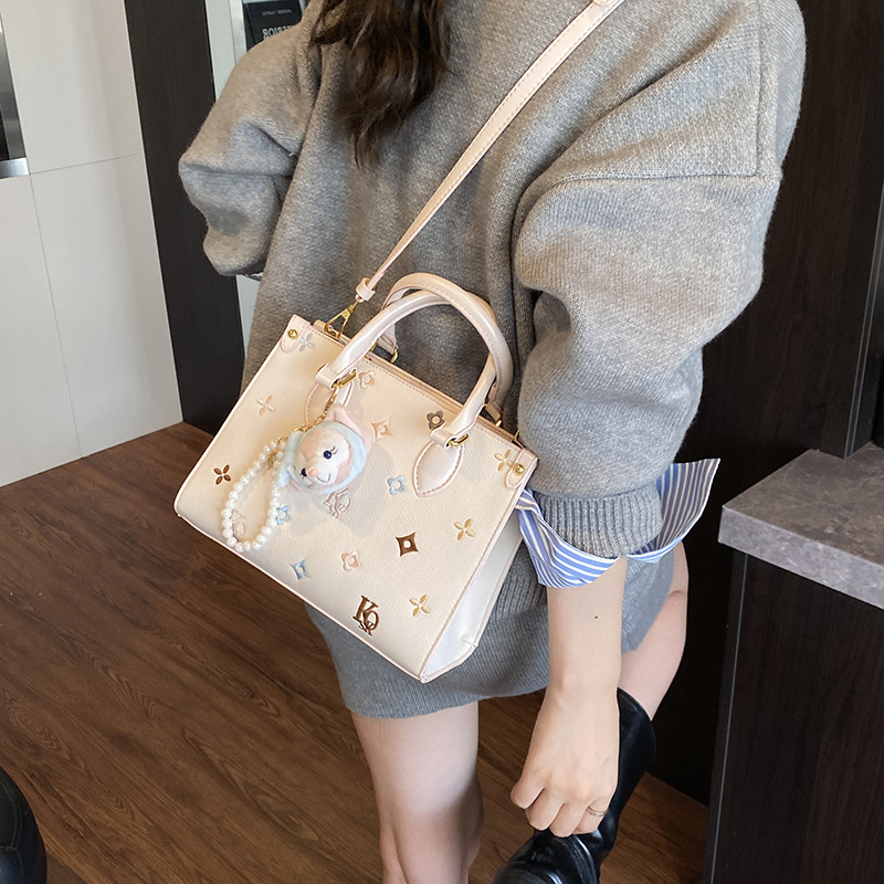 小众轻奢刺绣手提包高颜值可爱卡通时尚小方包通勤百搭单肩斜挎包