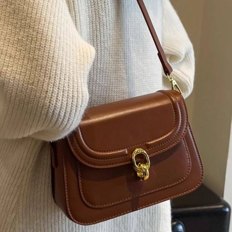 休闲时尚洋气斜挎包2024新款百搭复古小方包高级感通勤单肩包,箱包皮具/热销女包/男包,时尚帆布包,淘宝优惠券,粉丝福利购,淘宝优惠卷