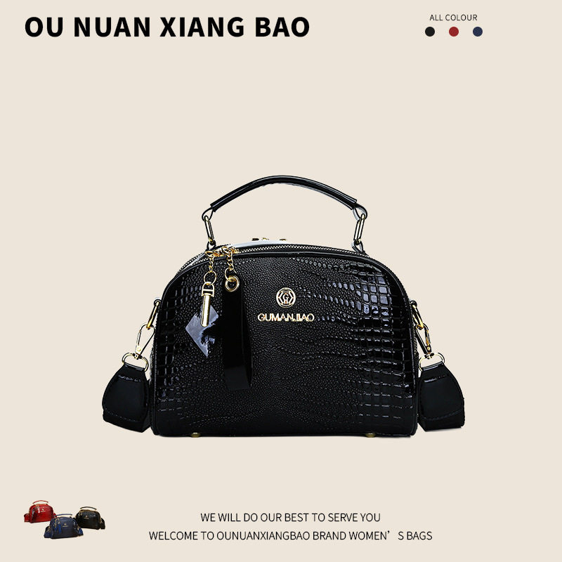 2025新款爆款高品质波士顿大容量经典百搭休闲单肩枕头斜挎包,箱包皮具/热销女包/男包,时尚帆布包,淘宝优惠券,粉丝福利购,淘宝优惠卷