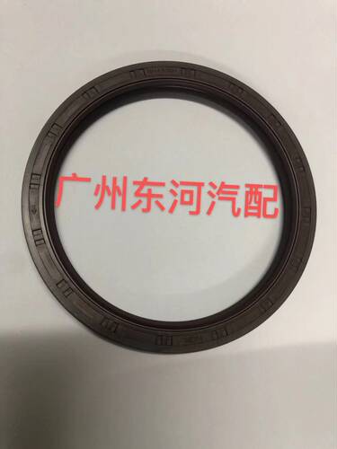 806786040 斯巴鲁森林人 力狮 傲虎 翼豹 驰鹏 曲轴后油封 原厂