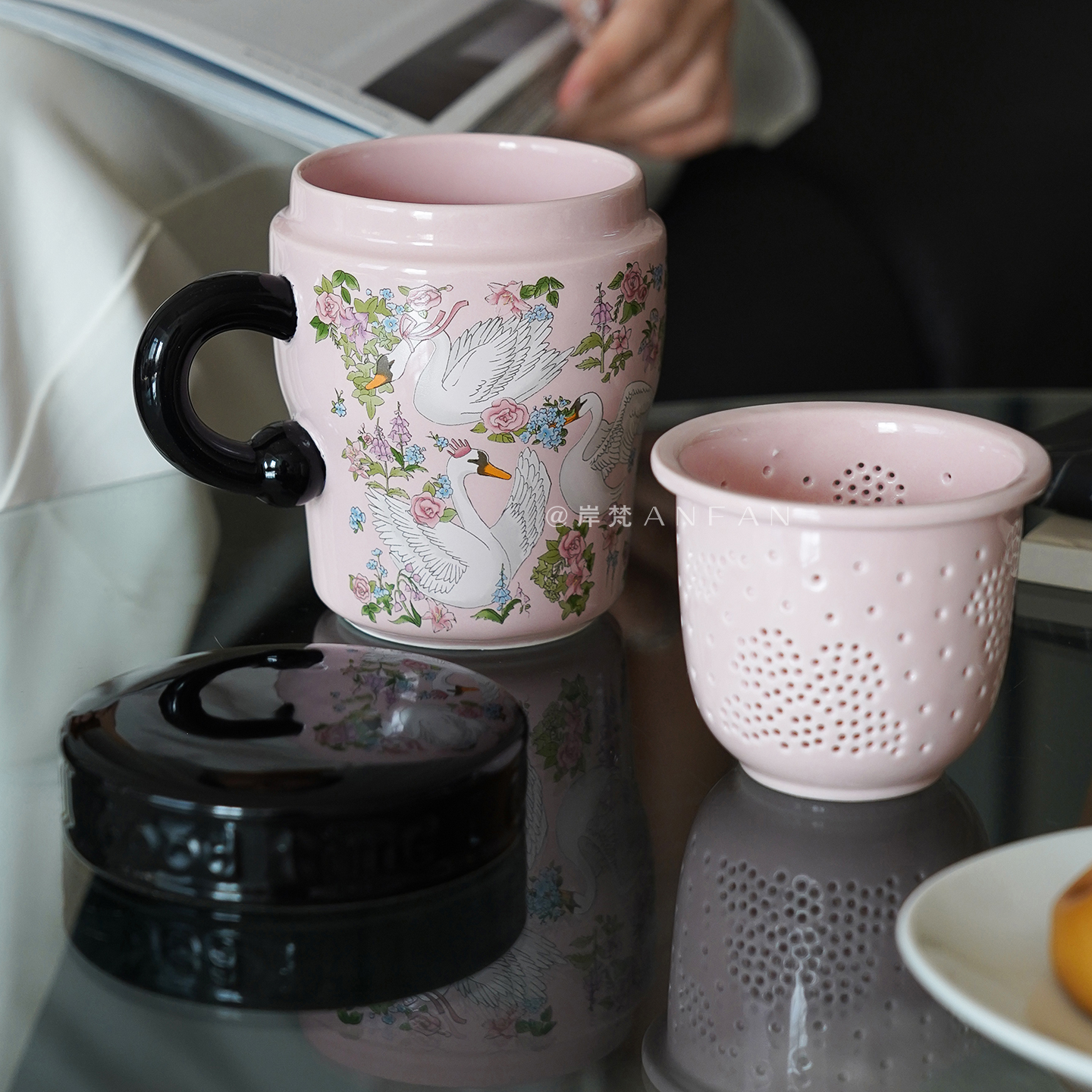 岸梵法式创意天鹅陶瓷杯带盖茶格茶水分离马克杯办公室茶杯咖啡杯