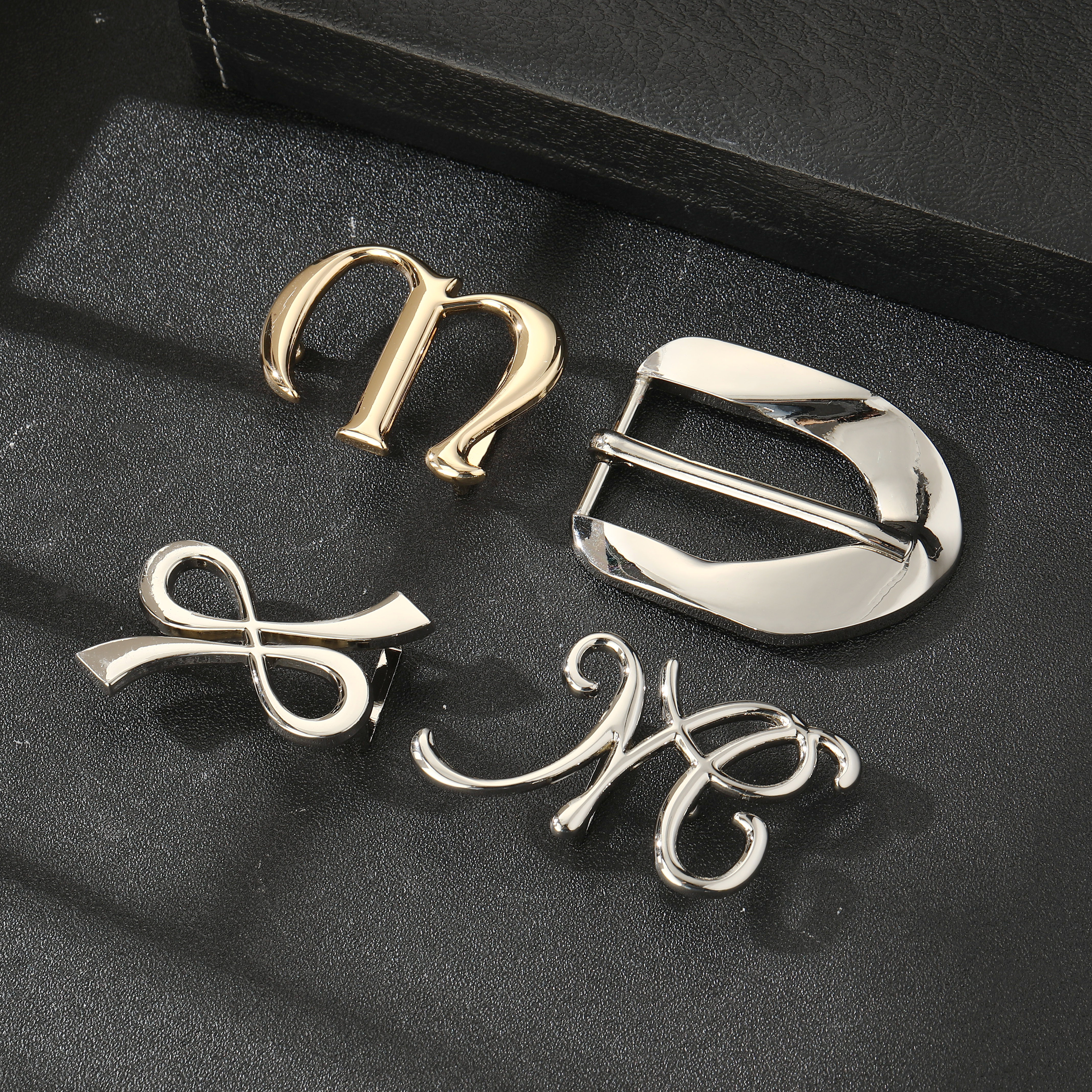 箱包皮具五金logo配件定制