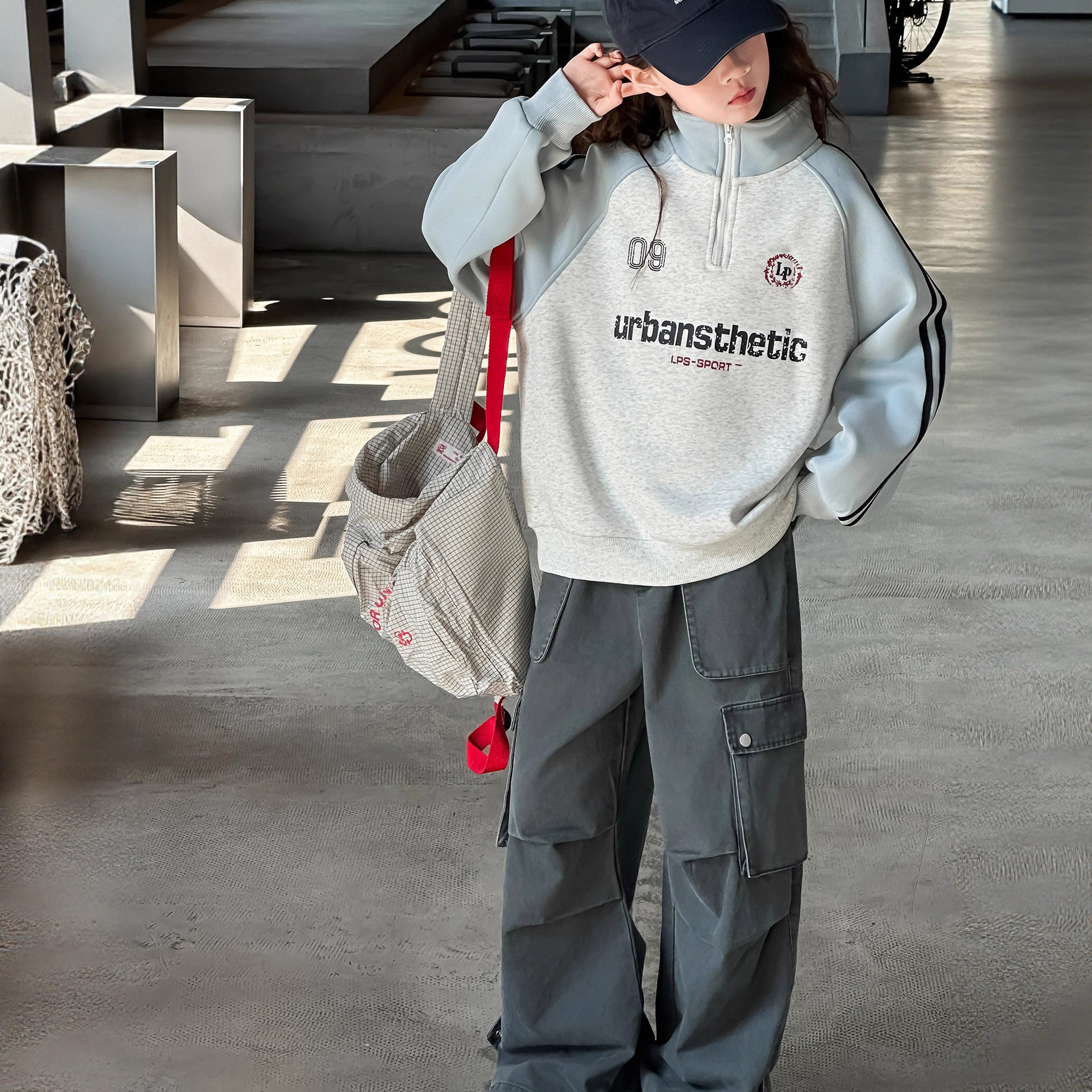 女童加绒卫衣冬装女大童超好看美式立领半拉链衣服女孩加厚上衣