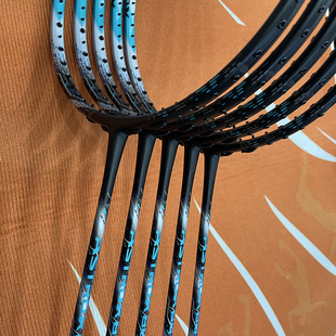 高端无标版羽毛球拍88Dpro新色46T内发泡二次成型4UG6超轻全碳素