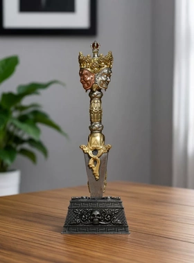 三面普巴金刚橛摆件铜金刚杵普巴杵带铁底座法器手持装饰供奉摆件
