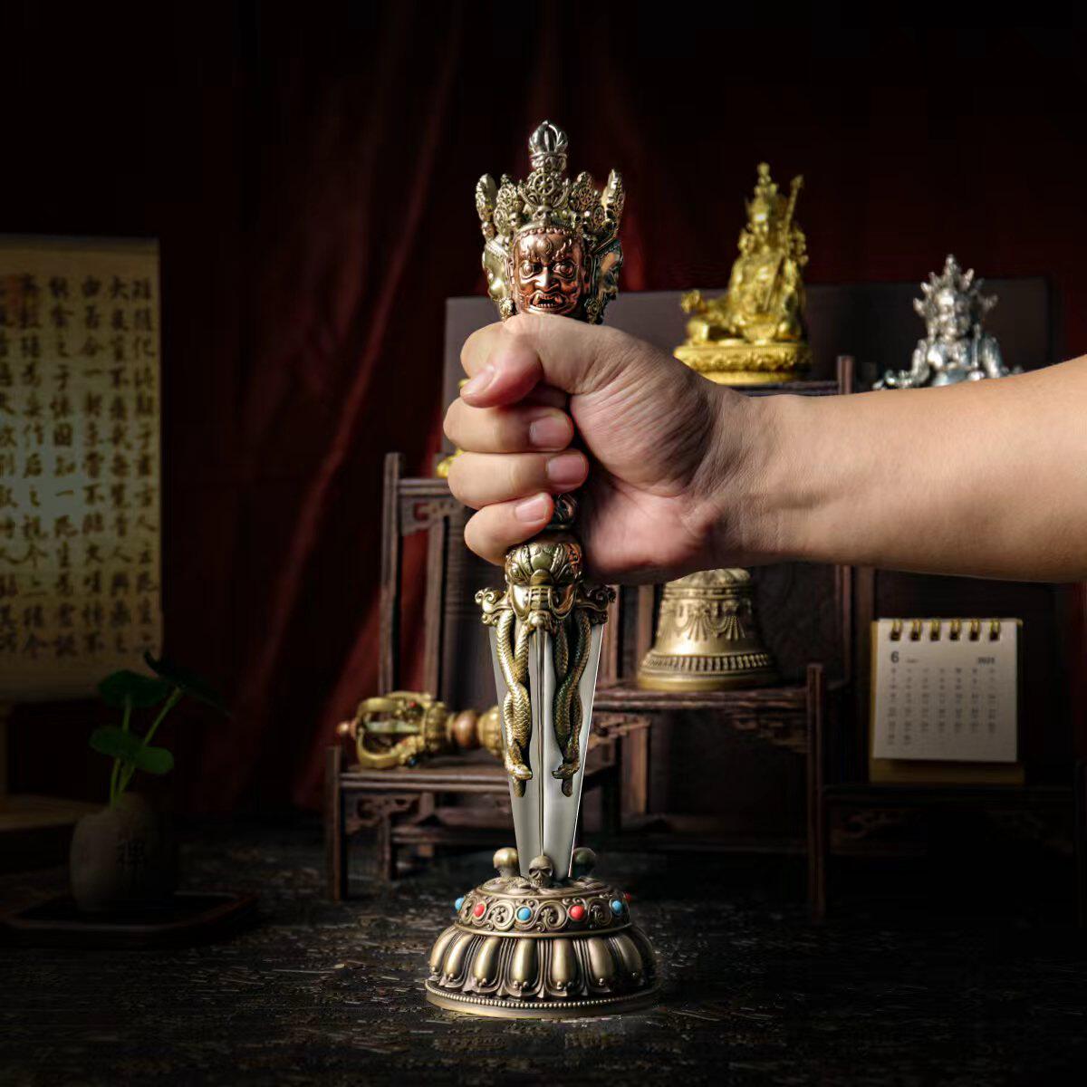 藏式密宗法器全铜手工复古三面普巴金刚橛带底座装饰摆件吊坠挂件