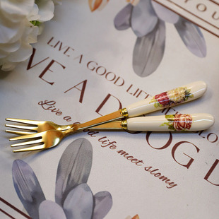 果叉水果签小勺子叉子家用精致长柄勺子新家小物件勺子个人专用罐