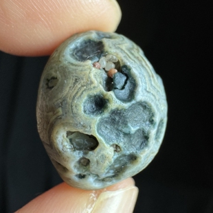 20x16x17mm 地表玉化俏色眼睛石珠子料 满50包邮 不议价-3909