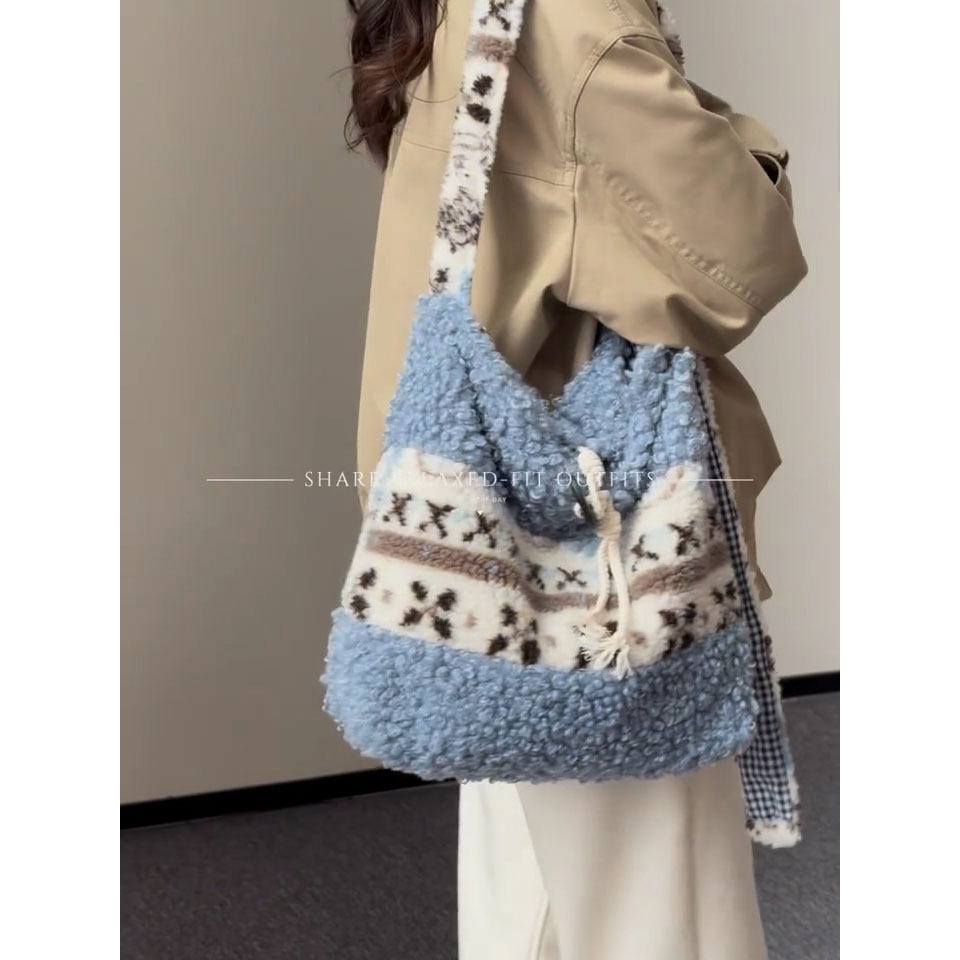 采晨家原创新款羊羔毛绒拼帆布托特包女2026名族风单肩腋下包斜挎,箱包皮具/热销女包/男包,通用款女包,淘宝优惠券,粉丝福利购,淘宝优惠卷