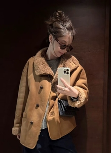 不退不换 顺丰 设计师系列外套 …2025深圳高端女装 包邮