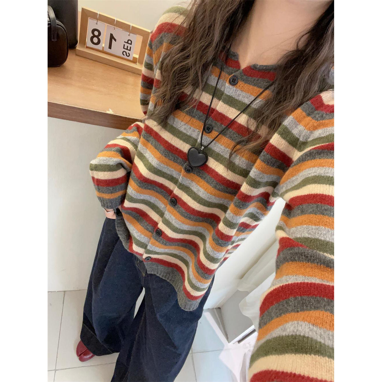 爆款彩虹色条纹上衣女显瘦毛衣春秋宽松圆领套头针织衫时尚百搭