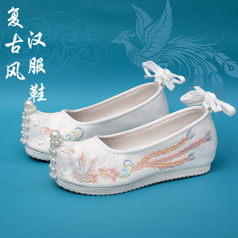 青欣舞原創(chuàng)古風古裝內(nèi)增高翹頭珍珠搭配漢服鞋子女明制繡花鞋夏季