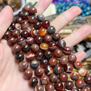 R476缠丝玛瑙圆珠10mm一条