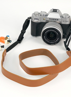 皮质相机肩带适用索尼zve10佳能R50尼康z30简约背带斜跨减压挂绳