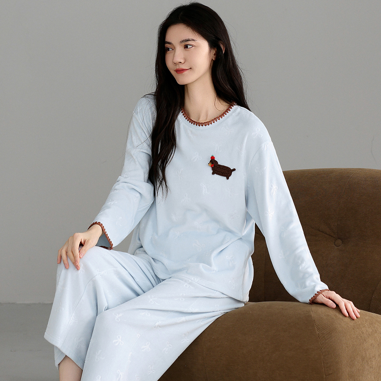 睡衣女秋冬款海岛绒加厚加绒可爱卡通冬季薄绒珊瑚绒可外穿