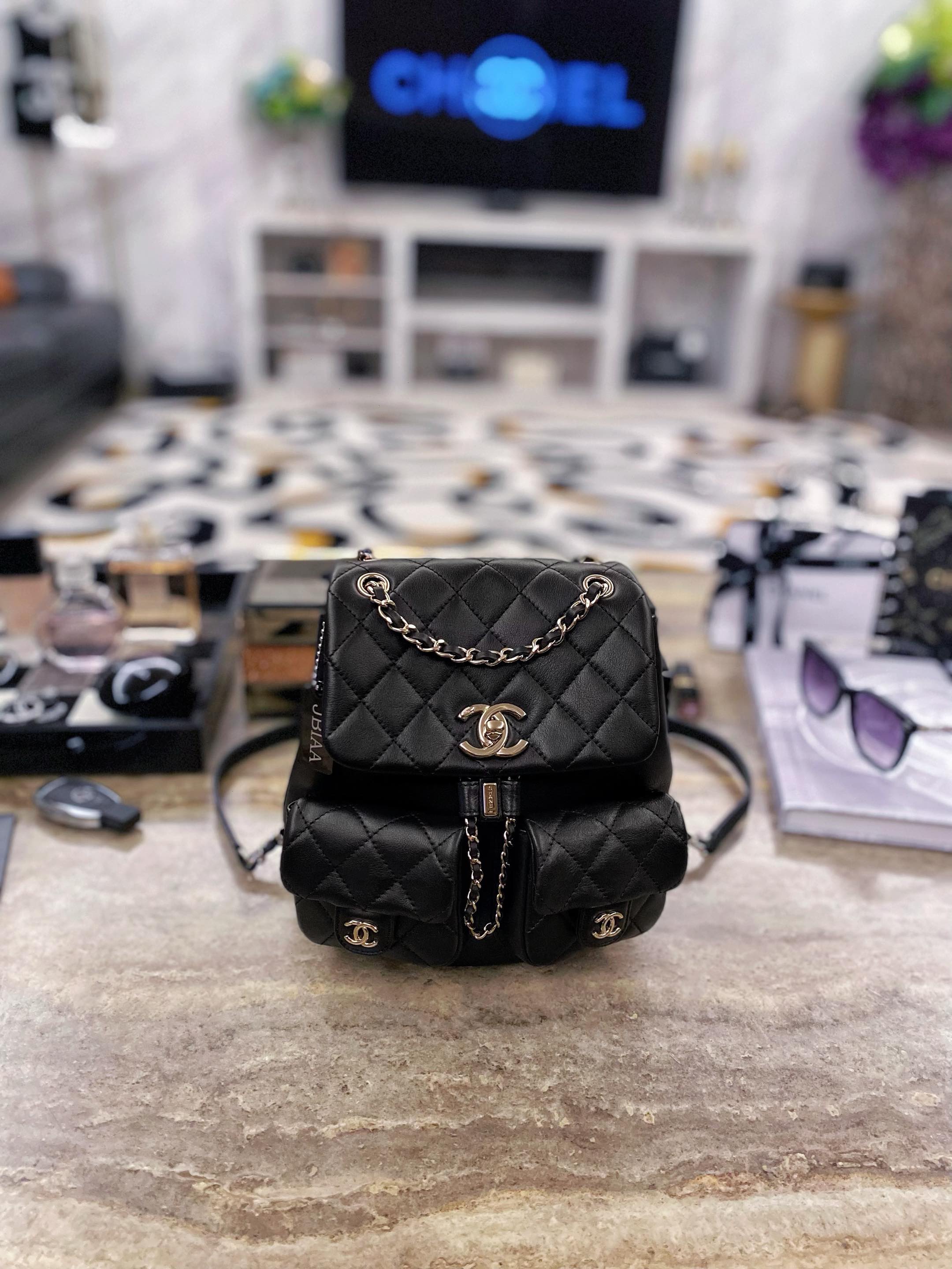 二手 chanel香奈儿 23A大号黑色光面牛皮duma青蛙双肩背包