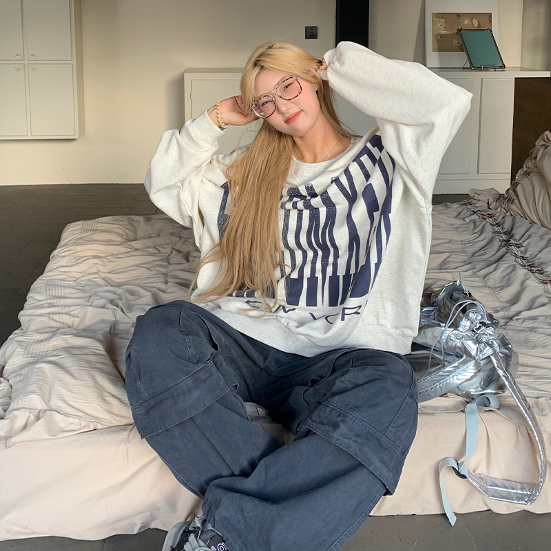 饭饭又饿了Rose同款印花卫衣