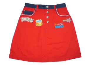 daisy lovers红色相拼贴布绣短裙半身裙160