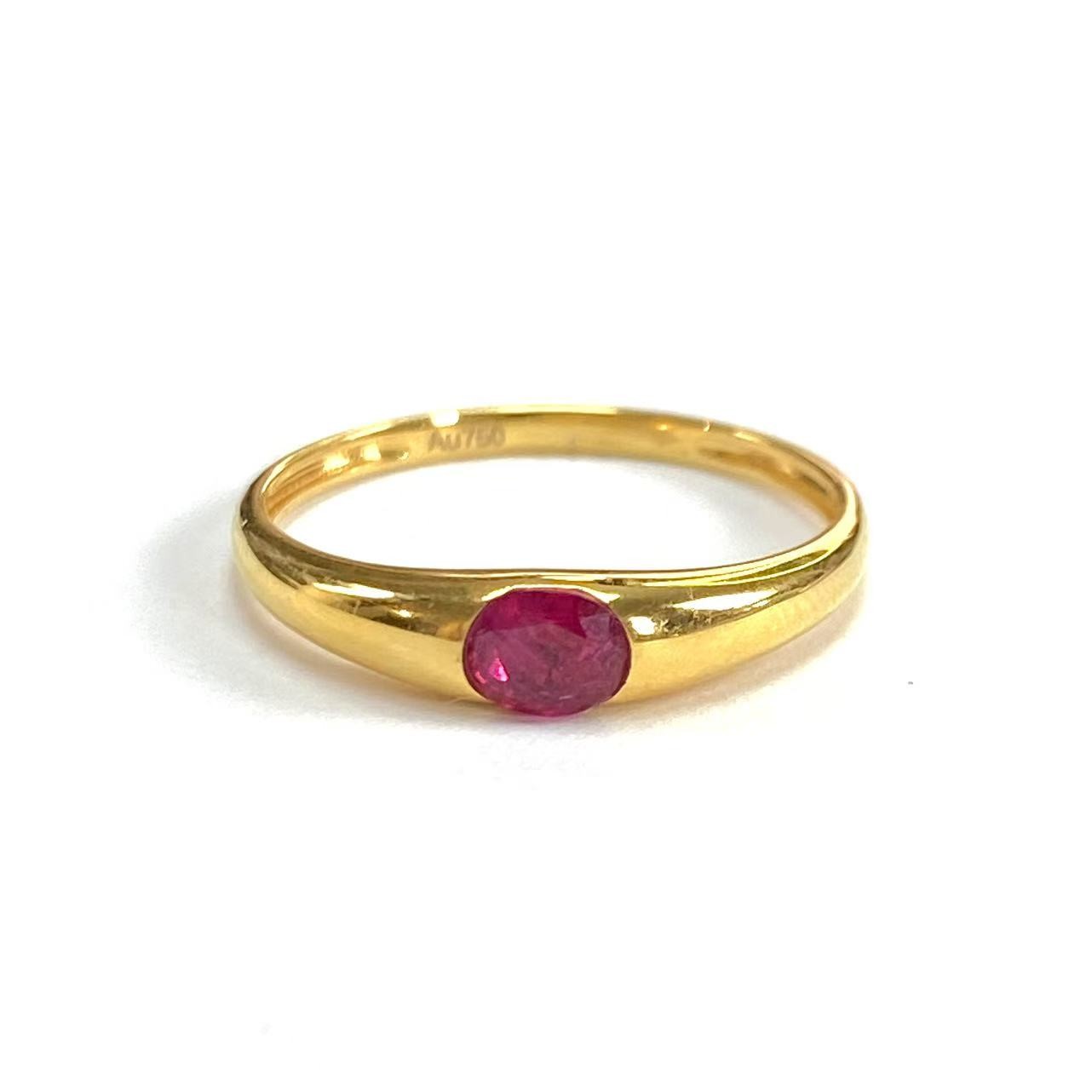 安伯曼50分左右无烧红宝石蛋面18K金光板戒指中古款