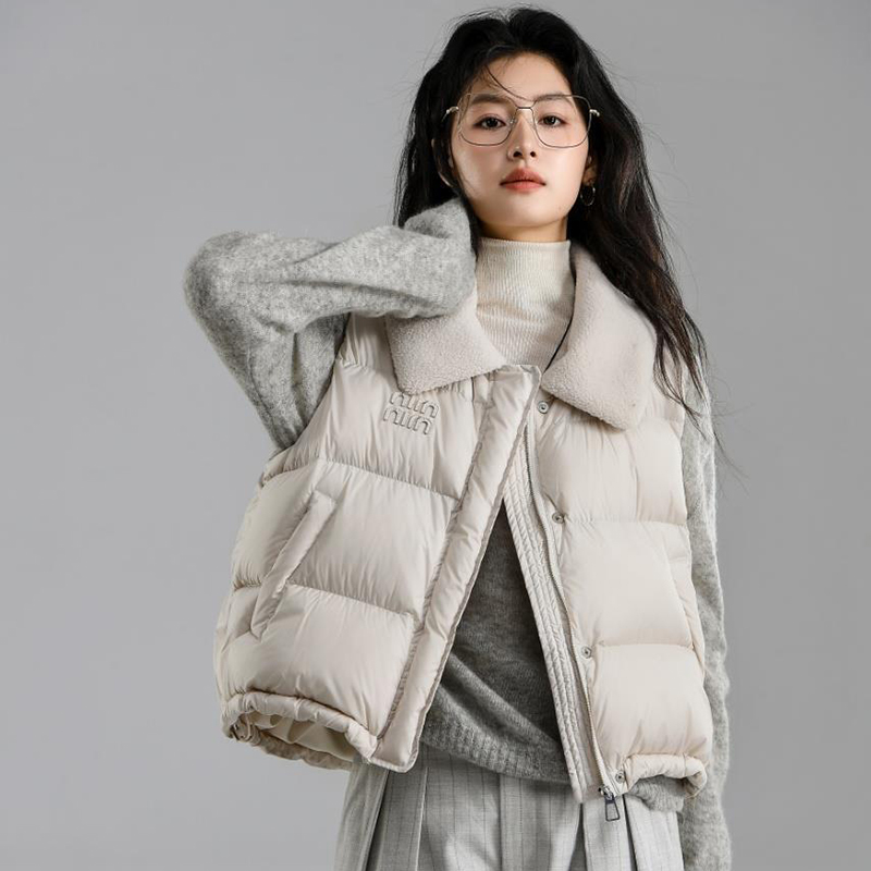 秋冬新款羊羔毛翻领羽绒棉马甲女短款宽松加厚马夹女坎肩背心外套