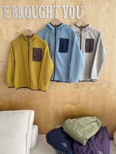 mama 儿童山系波浪纹摇粒绒连帽卫衣户外轻便拉链保暖外套 studio