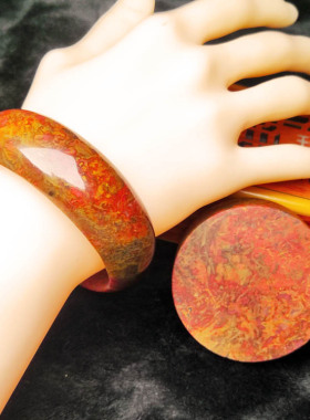 天然红玛瑙同料手镯