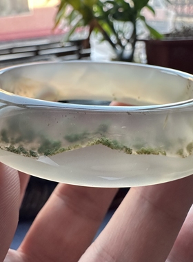 云臻阁天然海洋玉髓绿幽灵绿草俏色冰飘清新冰透意境玛瑙手镯55口