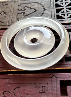 天然马料海洋玉髓高冰白冰玛瑙手镯平安扣吊坠一套冰感鱼鳞冰透57