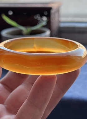 云臻阁天然高冰俏色黄冰飘红冰透荧光玛瑙冰种手镯60口径