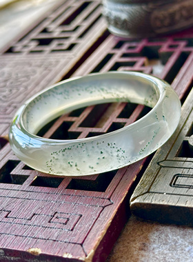 云臻阁天然海洋玉髓马料高冰绿朱砂绿幽灵飘雪玛瑙手镯51口径