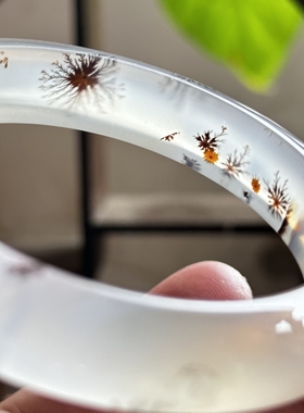 云臻阁天然海洋玉髓玛瑙白冰冰透草花大花手镯内外飘花56口径