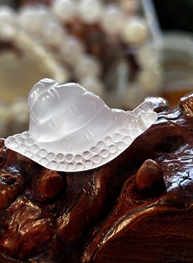 天然巴玉冰透风粉玉髓玛瑙手工雕刻小蜗牛吊坠挂件摆件冰感质地