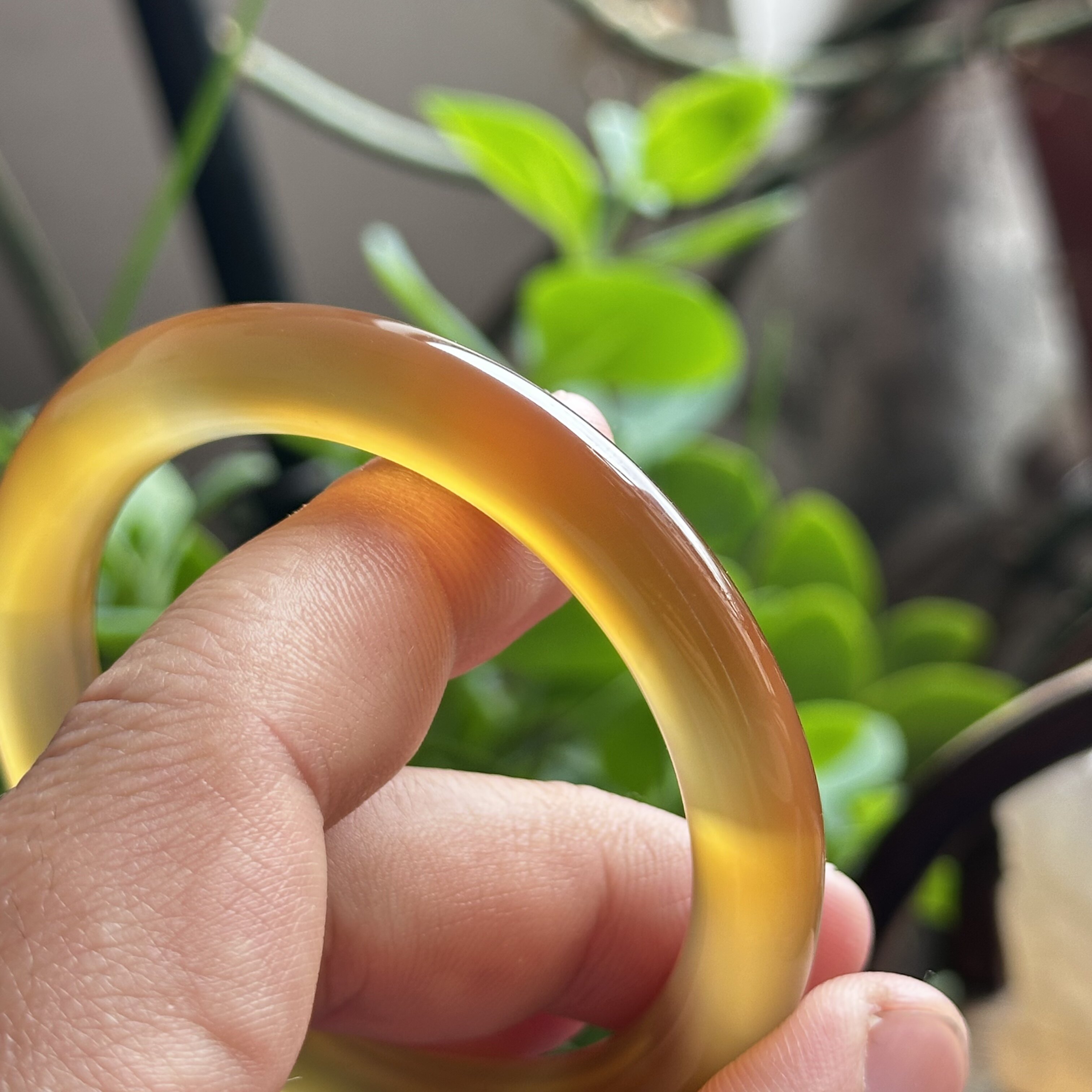 天然马料海洋玉髓高冰黄冰圆条俏色冰红玻璃种质地刚冰手镯55口径