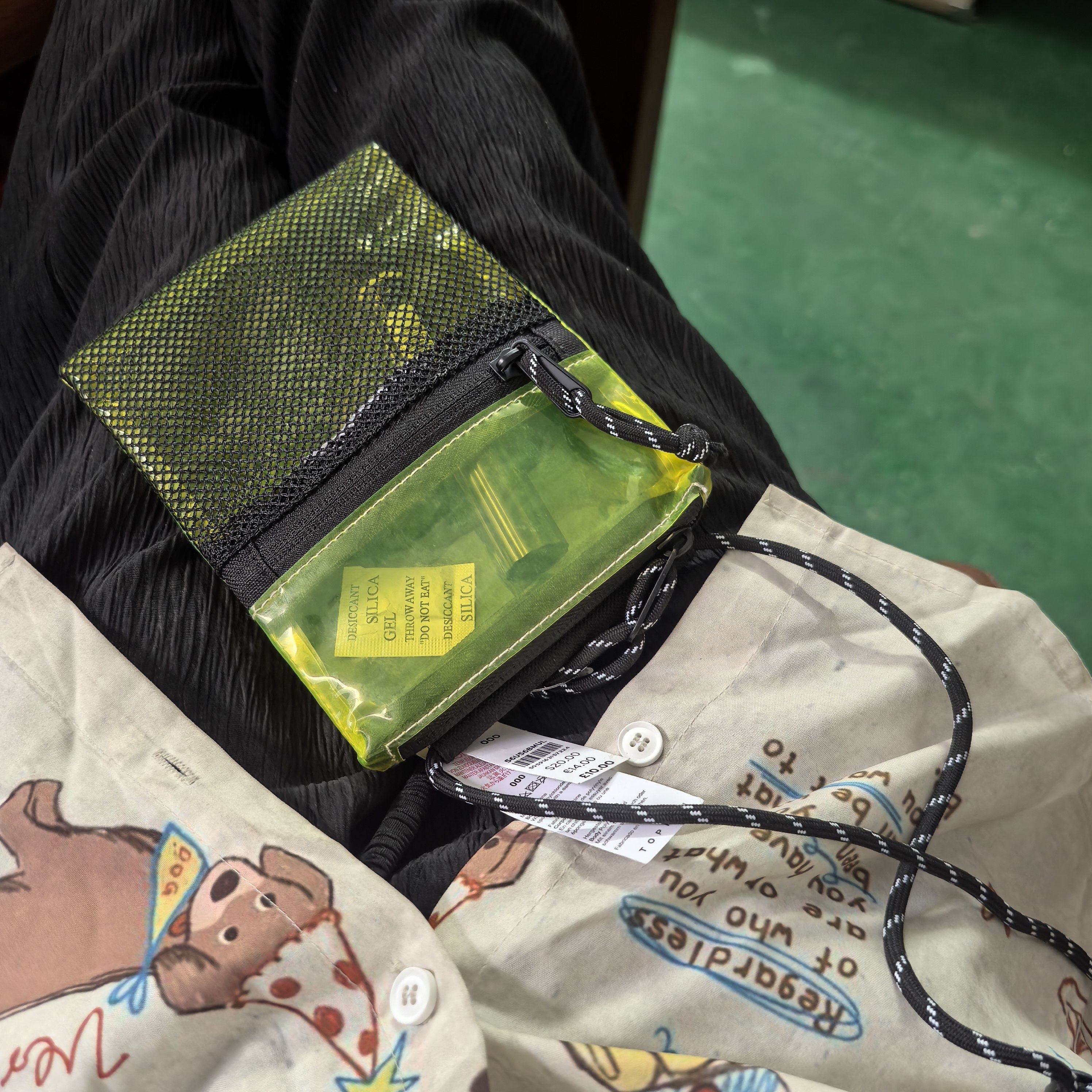 英国库存尾货潮牌春夏新款男女通用透明手机包斜挎包零钱包小挎包