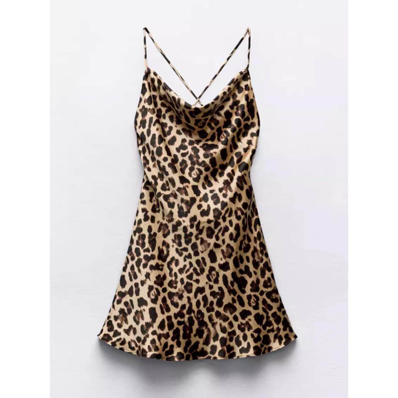 ZA外贸出口豹纹印花丝缎质感荡领露背短款吊带连衣裙女3550026