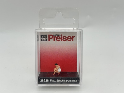 德国Preiser 187微拍微观小人模型微距拍摄摄影28228女孩穿高跟鞋