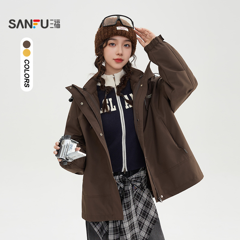 三福厚外套2025冬季英文可拆卸摇粒绒内胆冲锋衣女装849892