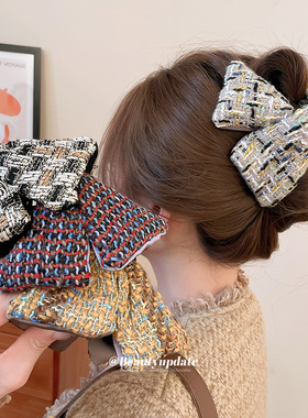韩系亚克力布料格子纹三角形发抓后脑勺盘发鲨鱼夹抓夹设计感