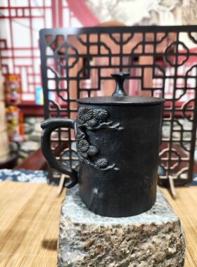 工厂直销天然冰碛岩茶杯原石办公杯带雕刻竹梅松收藏