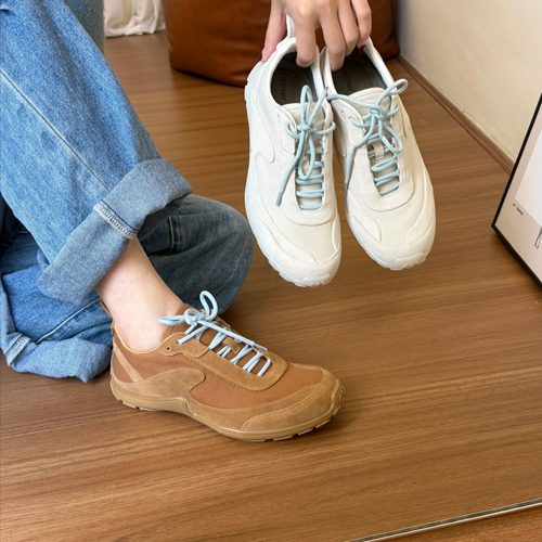 SGIRL TWTW日系磨砂皮系带休闲板鞋女2026新款气质撞色运动阿甘鞋