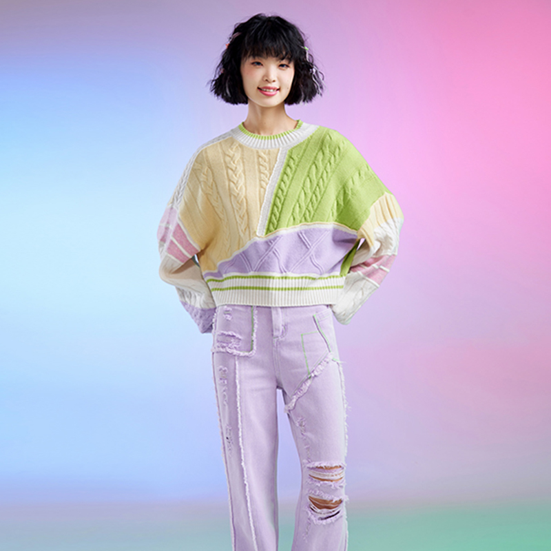 撞色拼接圆领羊绒女衫针织衫毛衣