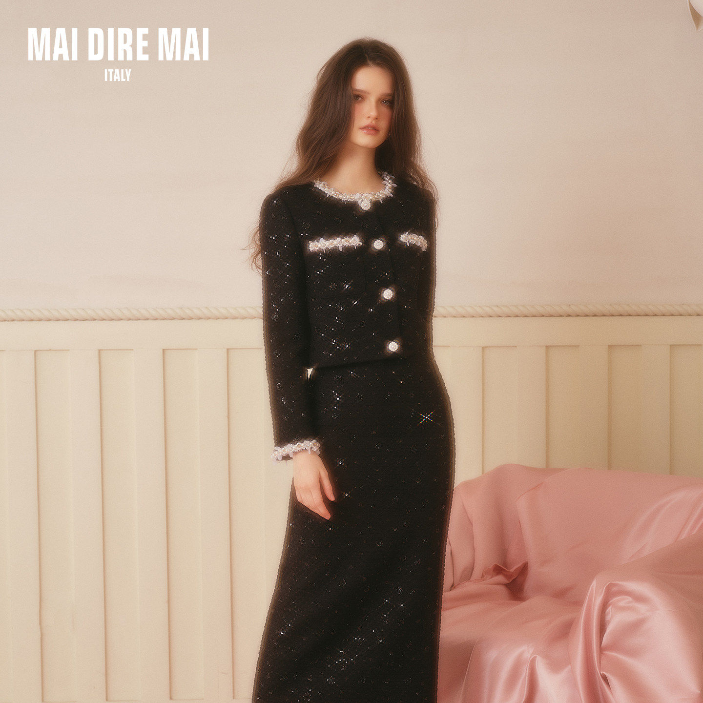 MAI DIRE MAI重工亮片珍珠长袖圆领羊毛外套高腰半裙女冬优雅套装