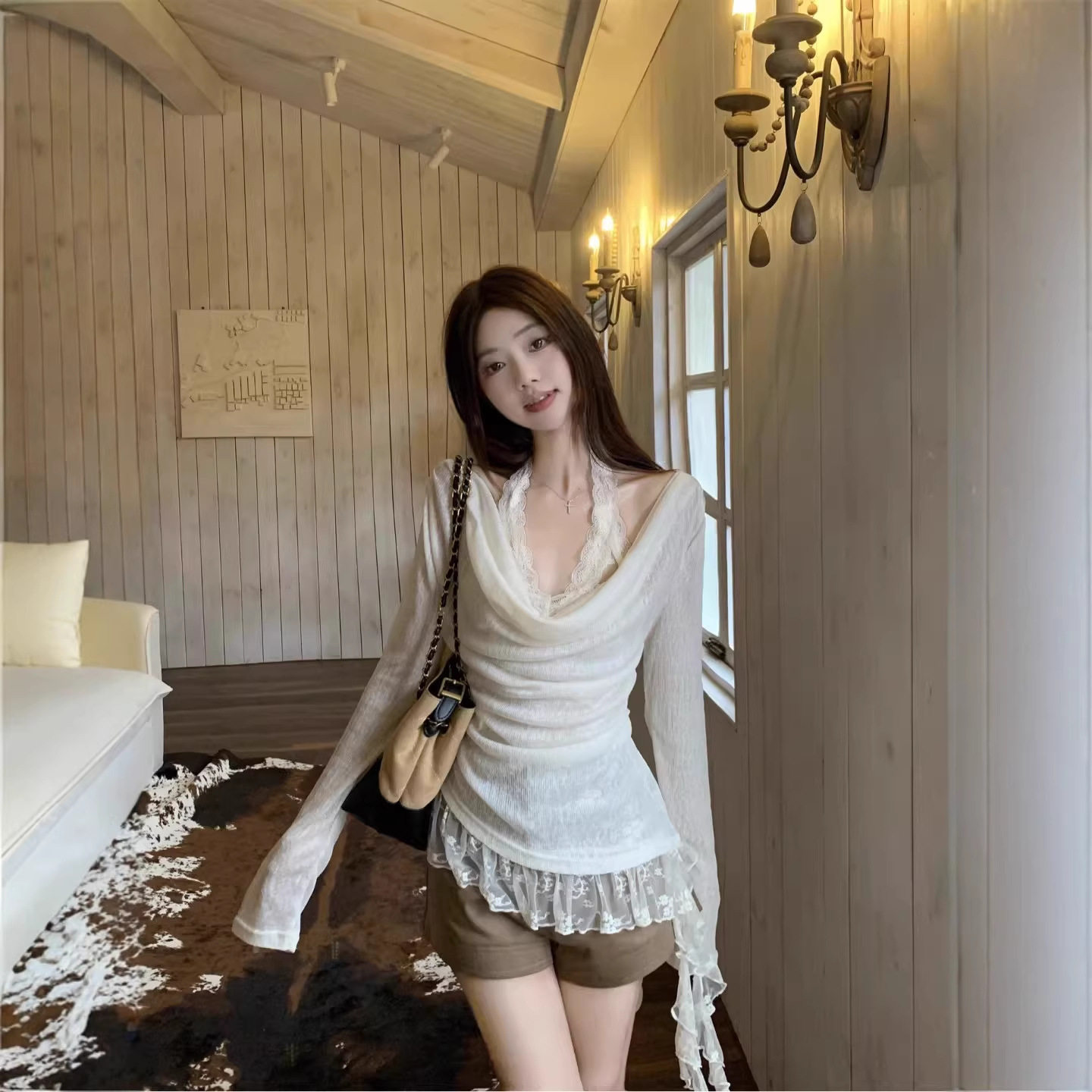 法式荡领蕾丝挂脖长袖t恤女2026春夏季新款木耳边高级感针织上衣