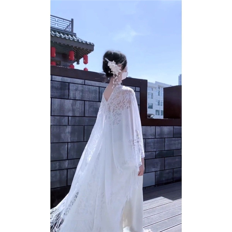 民族风披肩度假针织斗篷女草原旅游拍照披风汉服旗袍外搭蕾丝罩衫