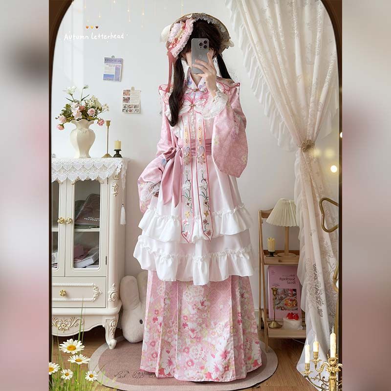 澜花子原创明制汉服琵琶袖马面裙洛丽塔刺绣蝴蝶云肩套装汉洋折衷