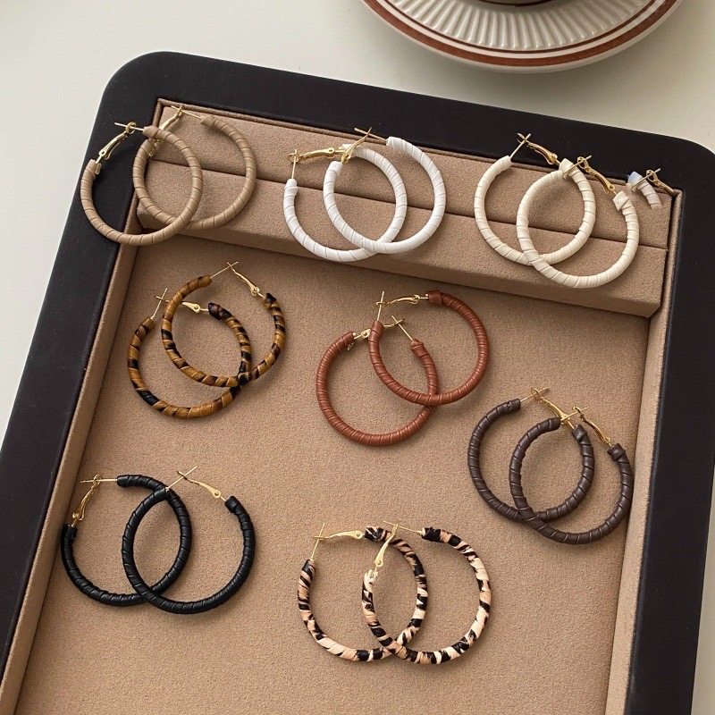 【极细简约】经典皮革PU复古港风豹纹圈圈耳环女通勤轻奢气质耳饰,饰品/流行首饰/时尚饰品新,耳环,淘宝优惠券,粉丝福利购,淘宝优惠卷