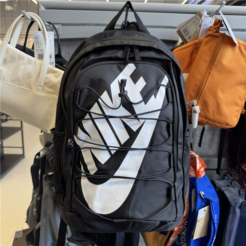 耐克黑白色大容量运动双肩背包