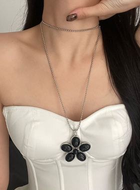 韩式长款黑色水晶花朵吊坠项链女